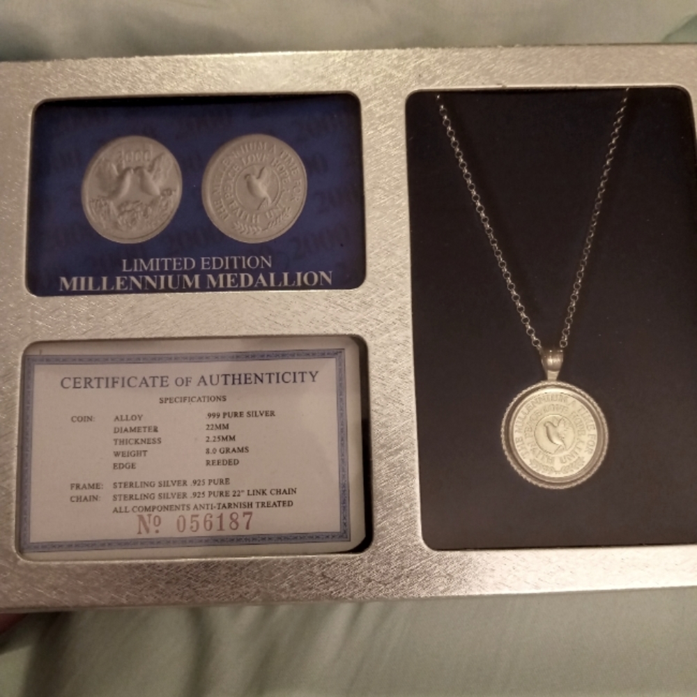 2000 Limited Edition Millennium Medallion